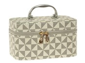 Kuferek S ... -  Książka z wysyłką do UK