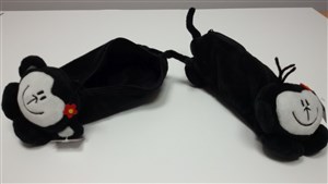 Obrazek Piórnik pluszowy małpka