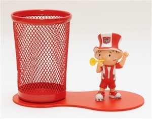 Picture of PRZYBORNIK BIURKOWY Z FIGURKĄ LOLEK KIBIC