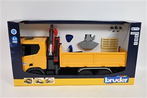 Picture of Scania Super 560R ciężarówka żółta z dźwigiem