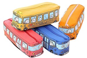 Obrazek Piórnik autobus mix