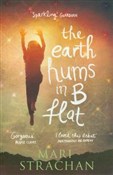 Książka : Earth Hums... - Mari Strachan
